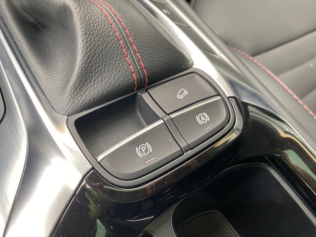 MG HS 1.5T-GDI Luxury