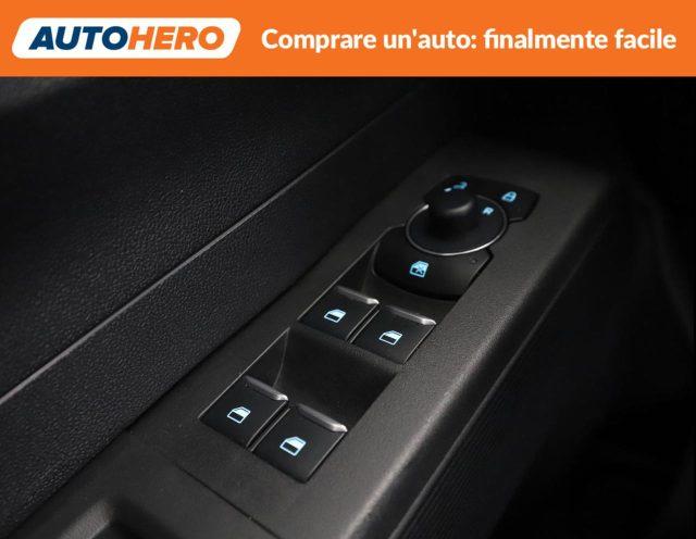 FORD Tourneo Courier 1.0 EcoBoost Titanium