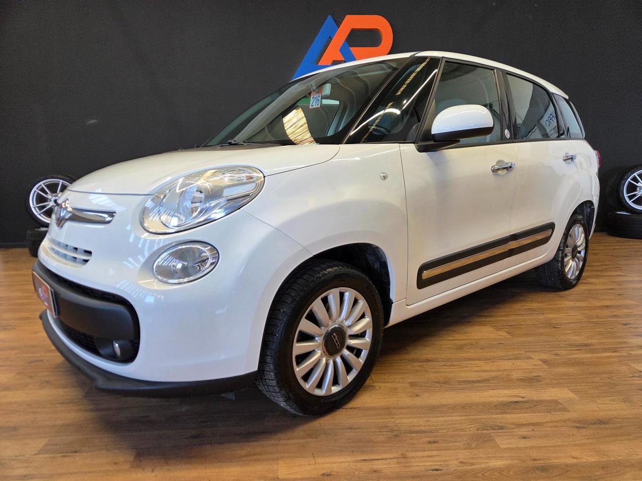 Fiat 500 L Living 500L Living 0.9 t.air t. natural power Lounge 80cv E6