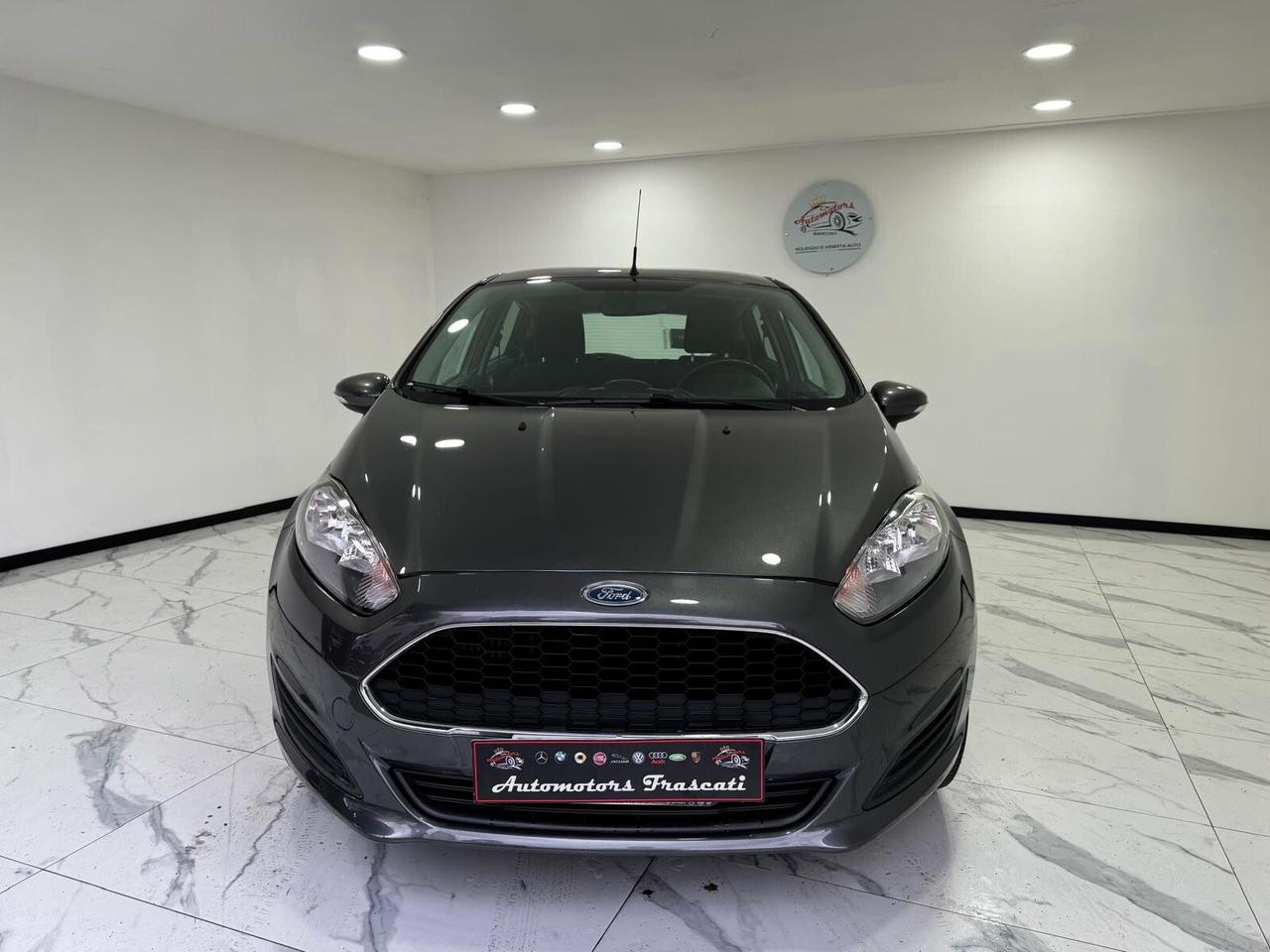 Ford Fiesta 1.5 TDCi 5 porte Titanium-NEOPATENTATI-GARANTITA