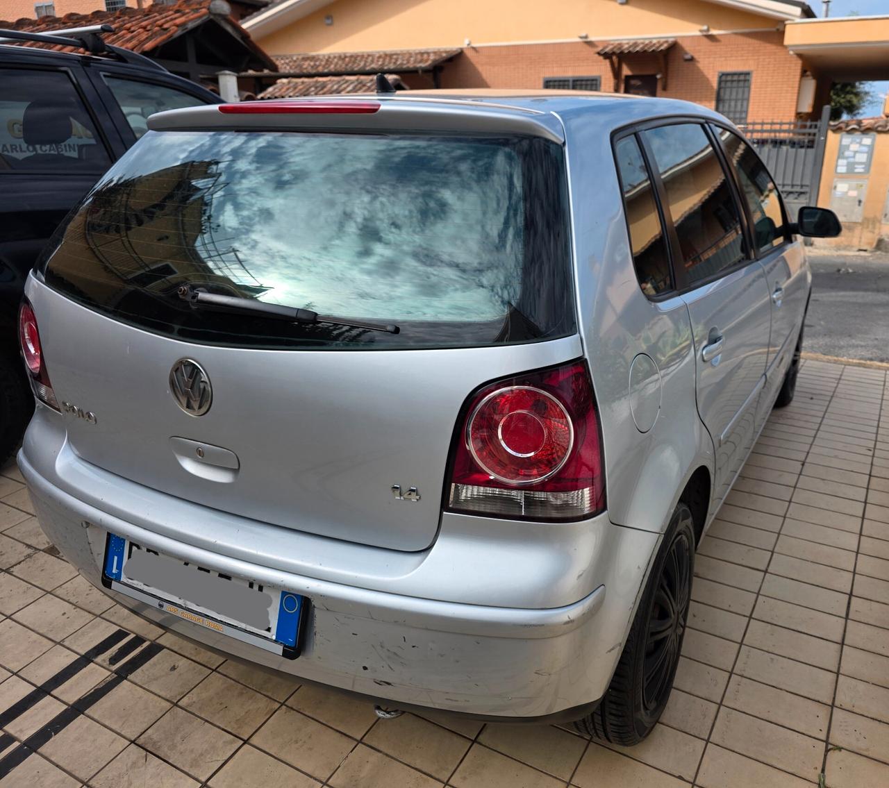 Volkswagen Polo 1.4/75CV 16V 5p. aut. Comfortline