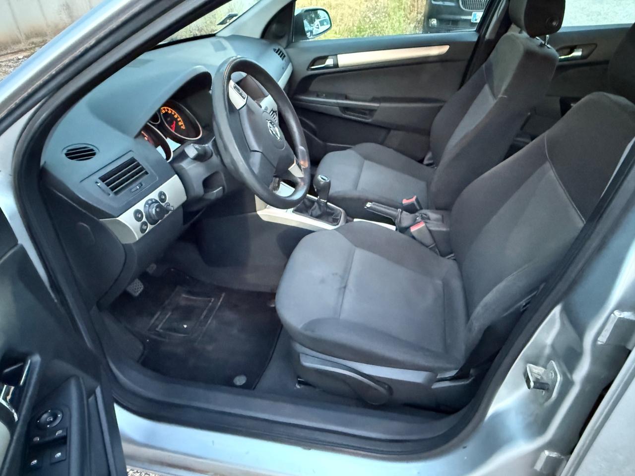 Opel Astra 1.7 CDTI 101CV Station Wagon Club