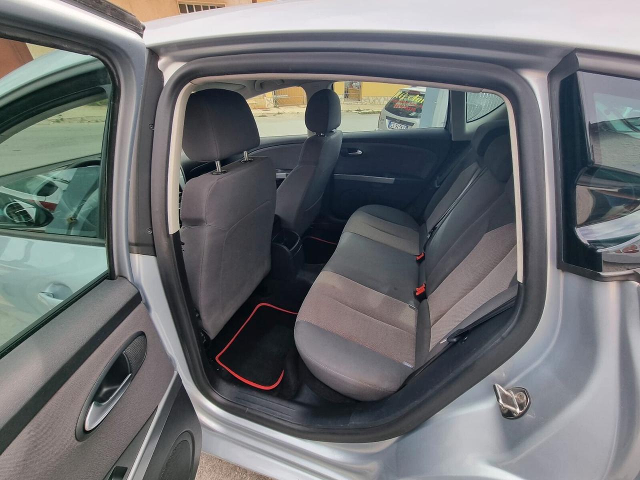 Seat Leon 1.6 TDI CR DPF Style