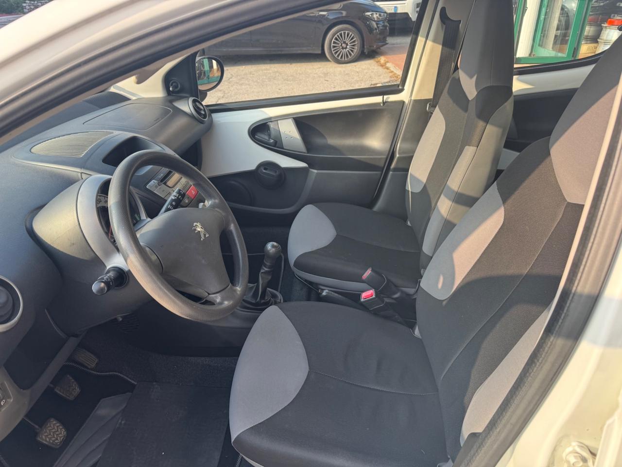 Peugeot 107 1.0 68CV 5p. Superga