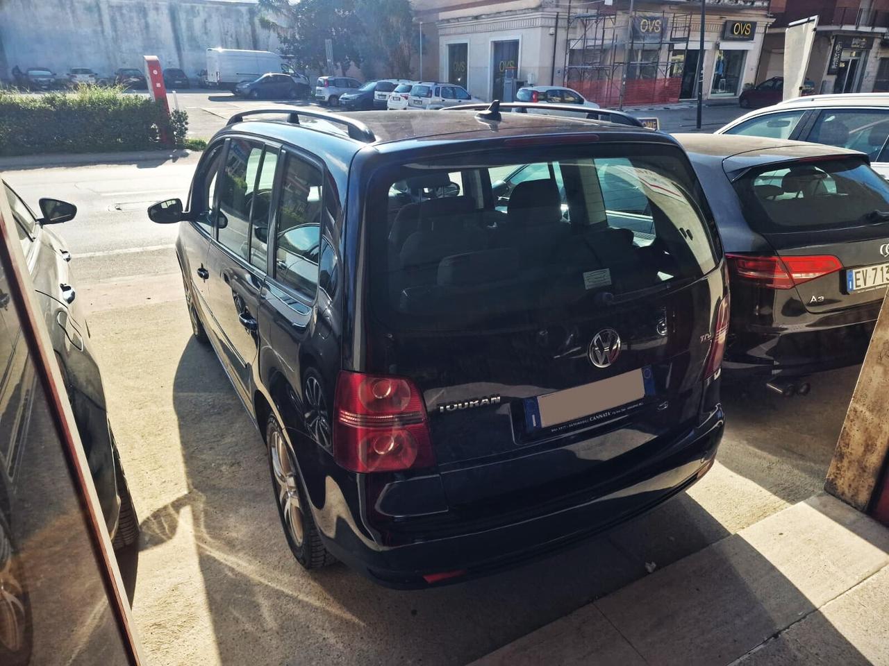 Volkswagen Touran 1.9 TDI Advance BlueMotion - 2010
