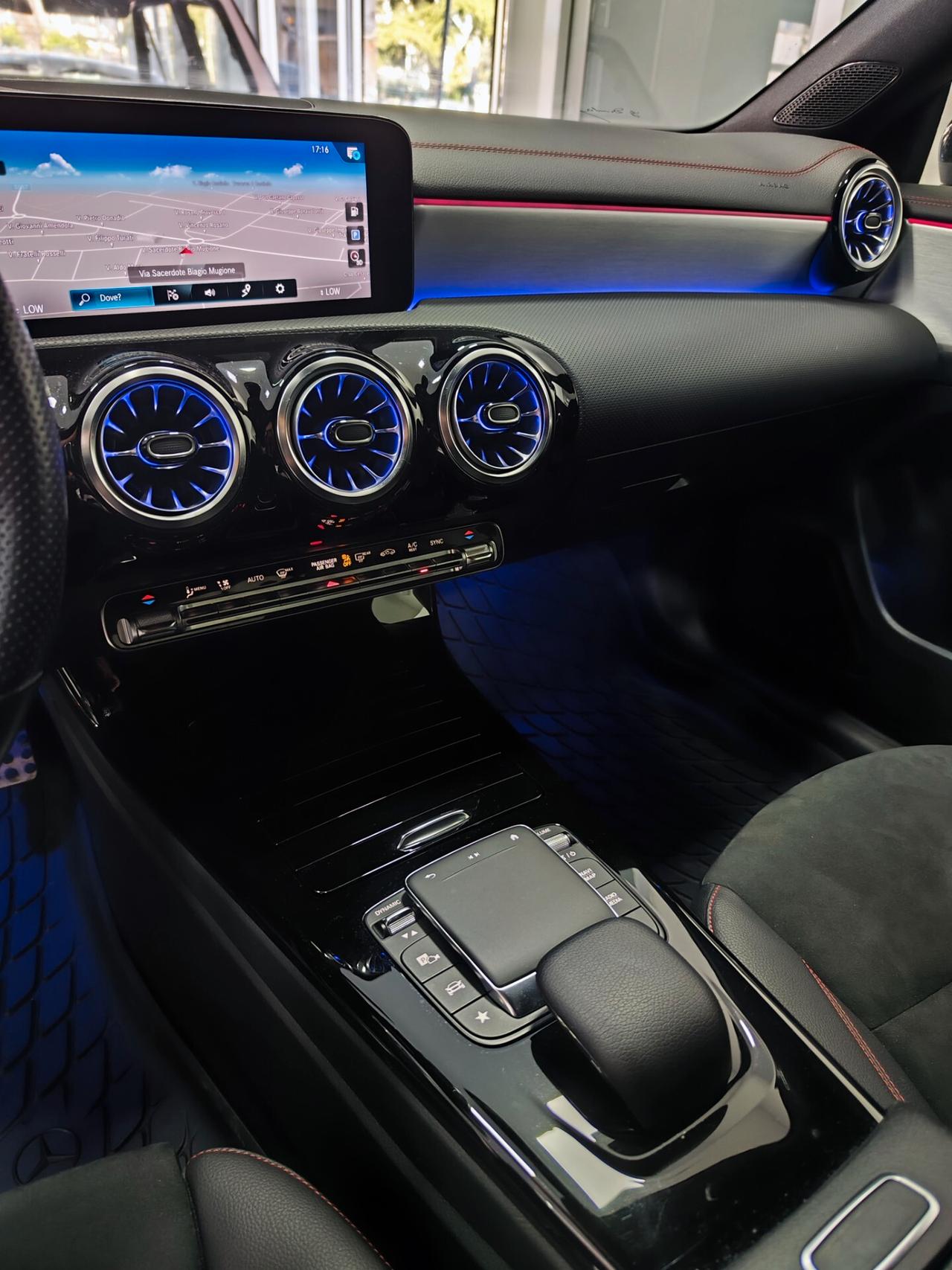 Mercedes-benz CLA 200 d Premium Unico Proprietario Led