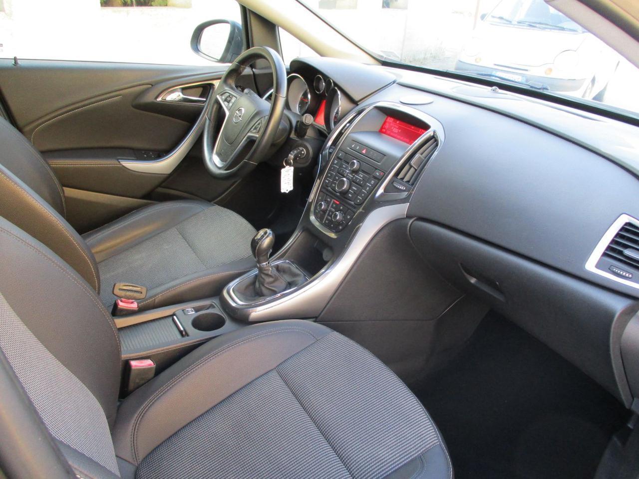 OPEL Astra 1.7 CDTI 130CV Sports Tourer Cosmo