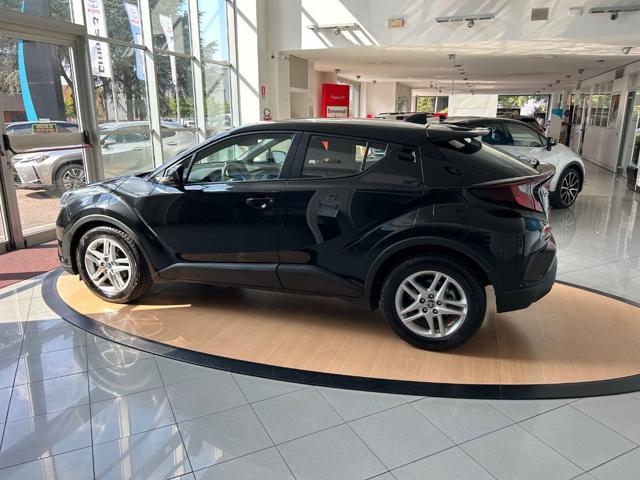 TOYOTA C-HR 1.8 Hybrid E-CVT Active