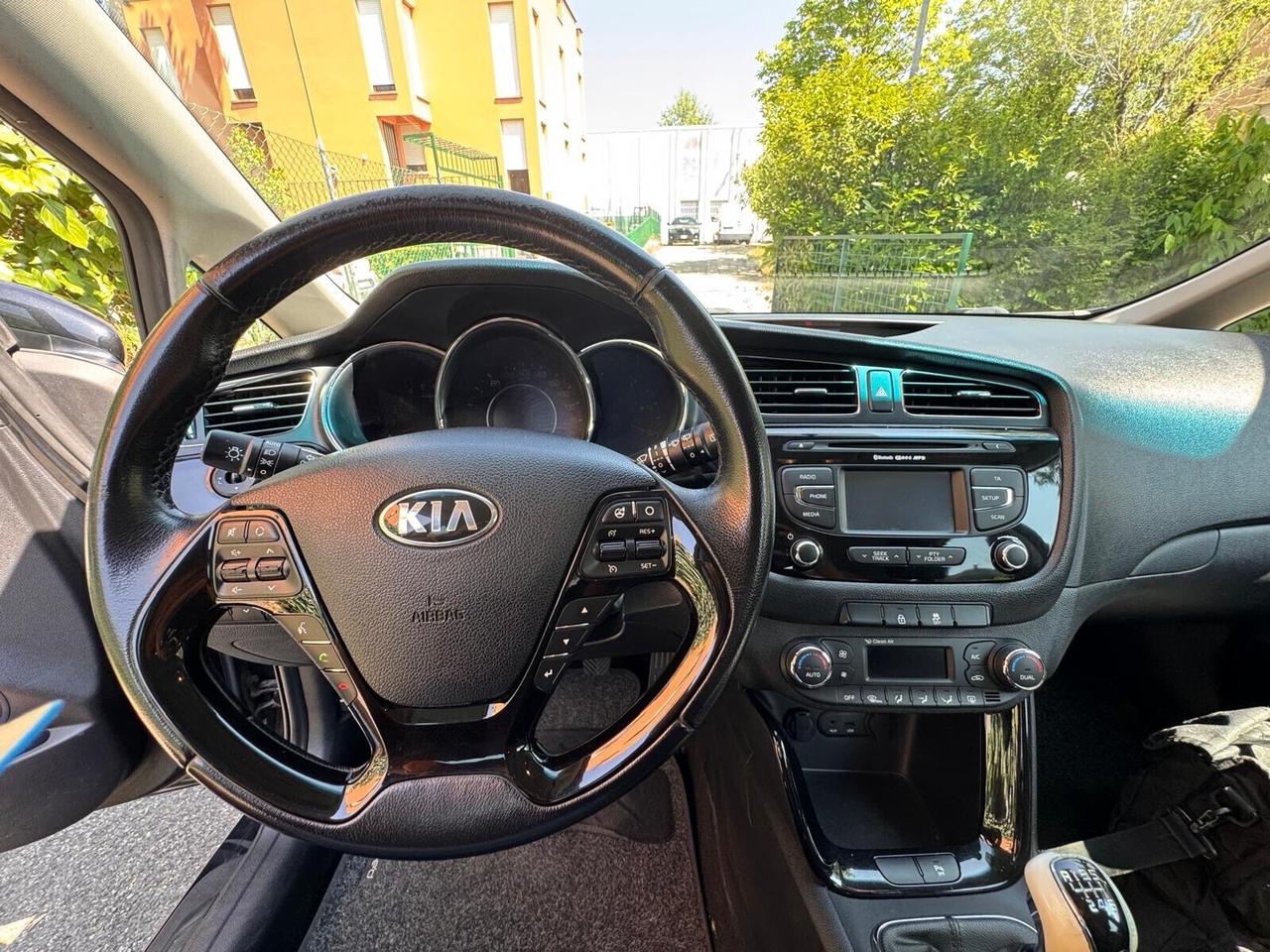 Kia Ceed cee'd 1.4 CRDi SW Cool