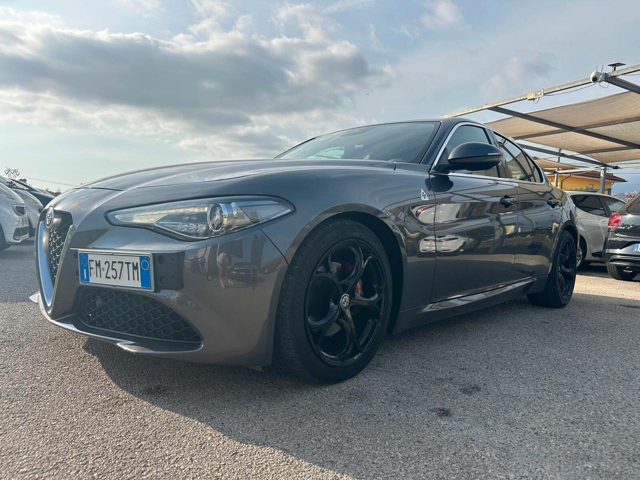 Alfa Romeo Giulia 2.2 Diesel 180 cv Cambio Manuale