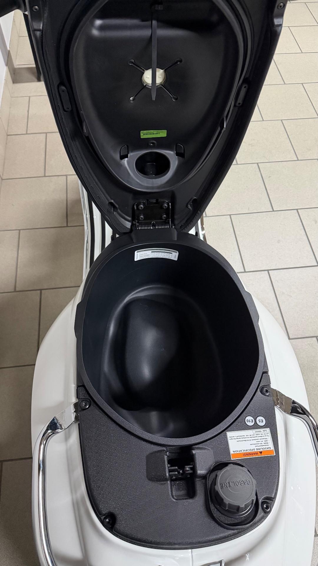 Piaggio Vespa 125 Primavera