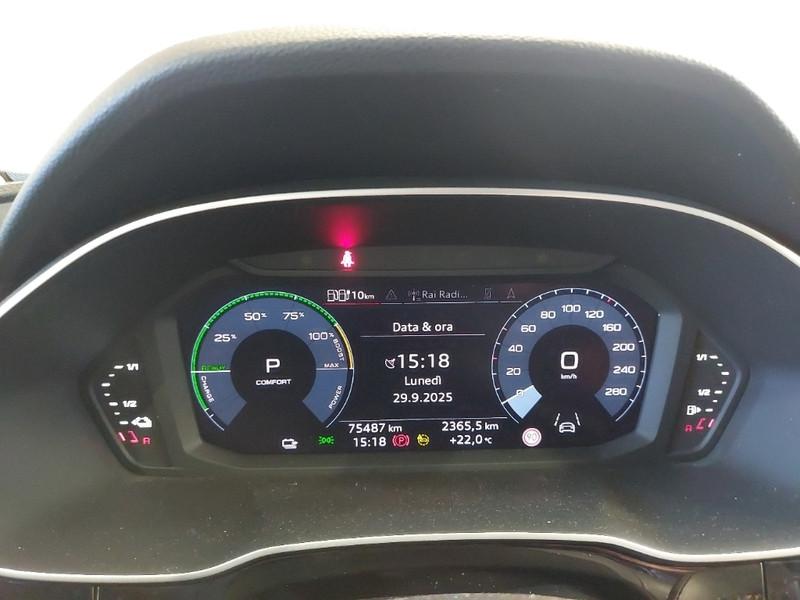 AUDI Q3 SPORTBACK 45 TFSI e S tronic Business Plus
