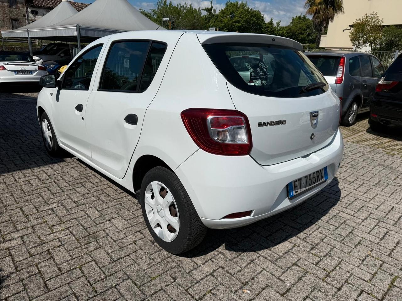 Dacia Sandero 1.2 GPL 75CV
