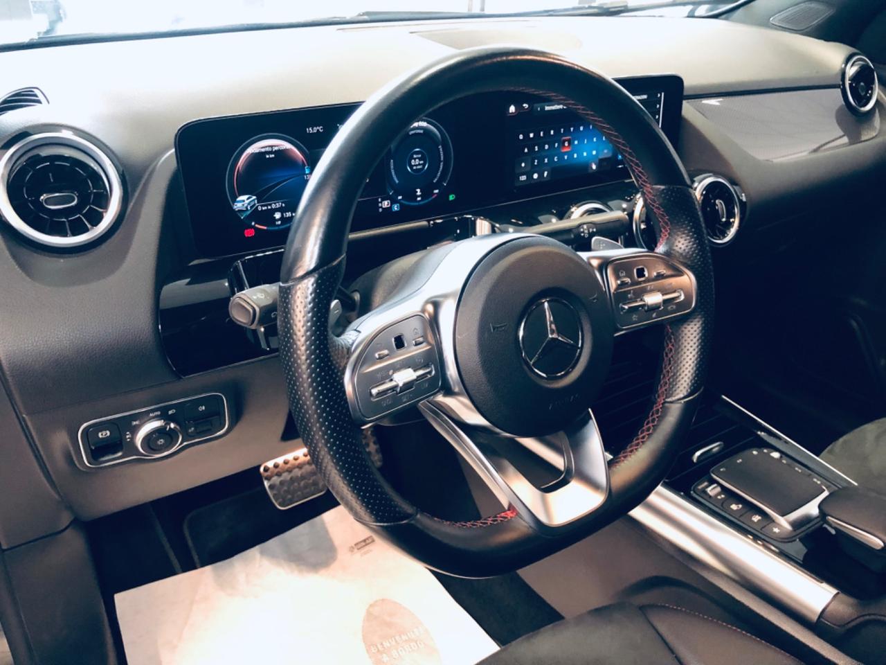 Mercedes-benz GLA 200 d amg Premium nero