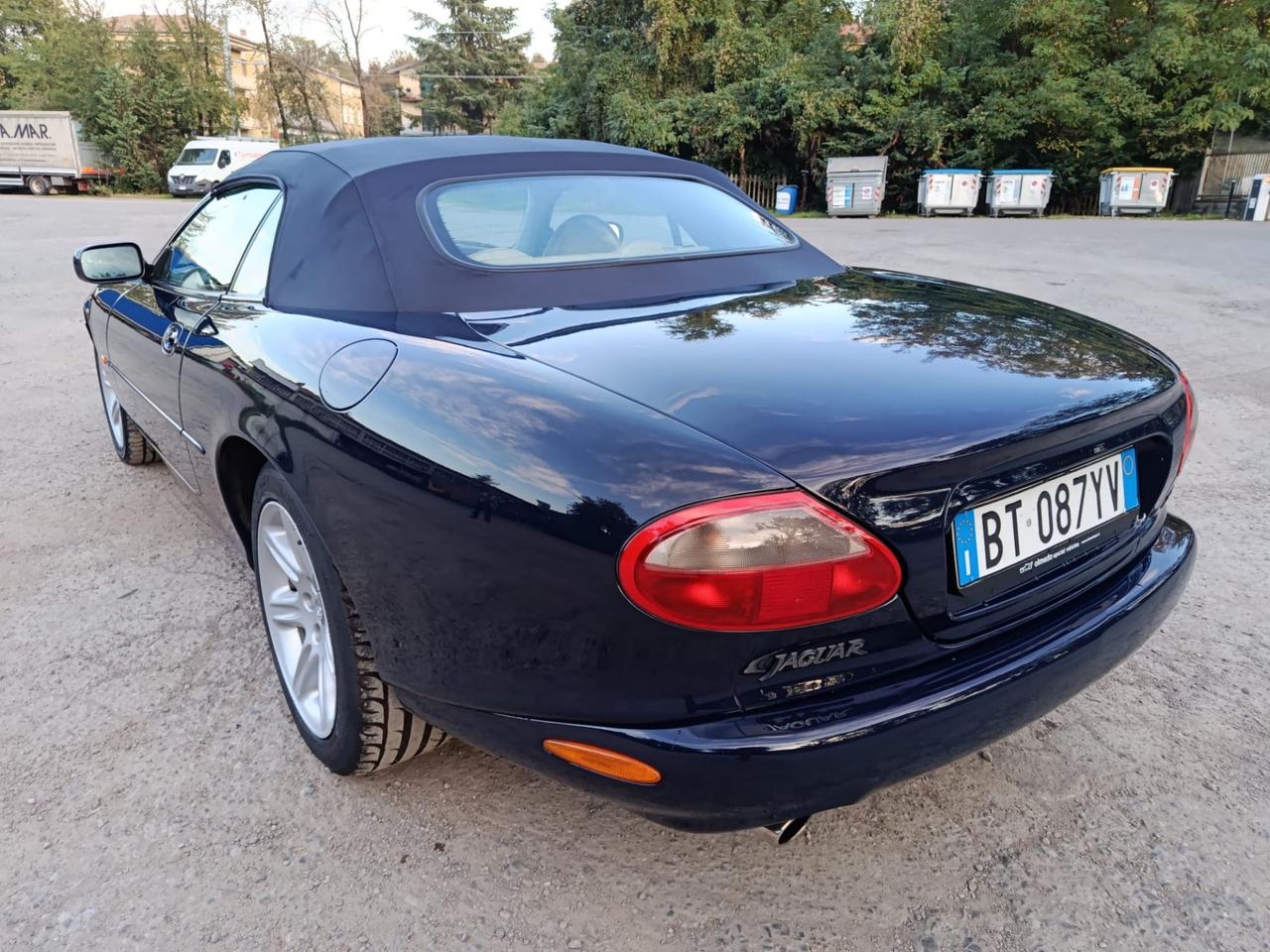Jaguar XK8 Cabrio