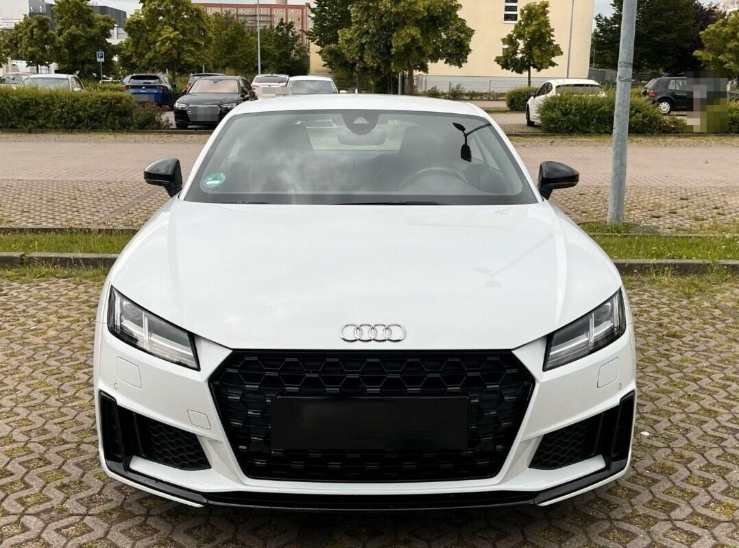 Audi TT Coupé 45 TFSI S Line