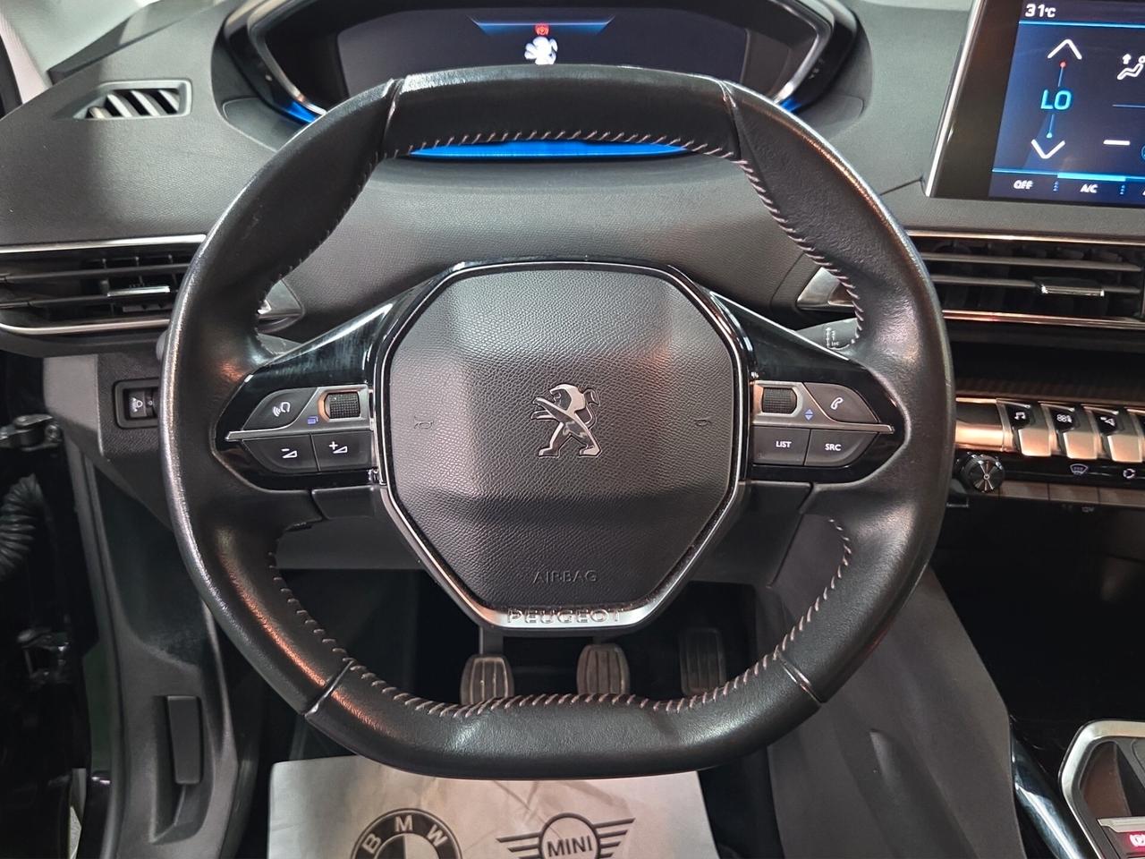 AUTOCARRO N1 Peugeot 3008 BlueHDi 130 S&S Active Pack