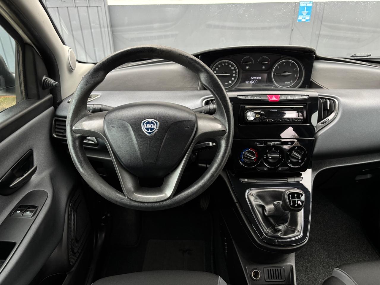 Lancia Ypsilon 1.3 MJT 95 CV. Garanzia.Neopatentati