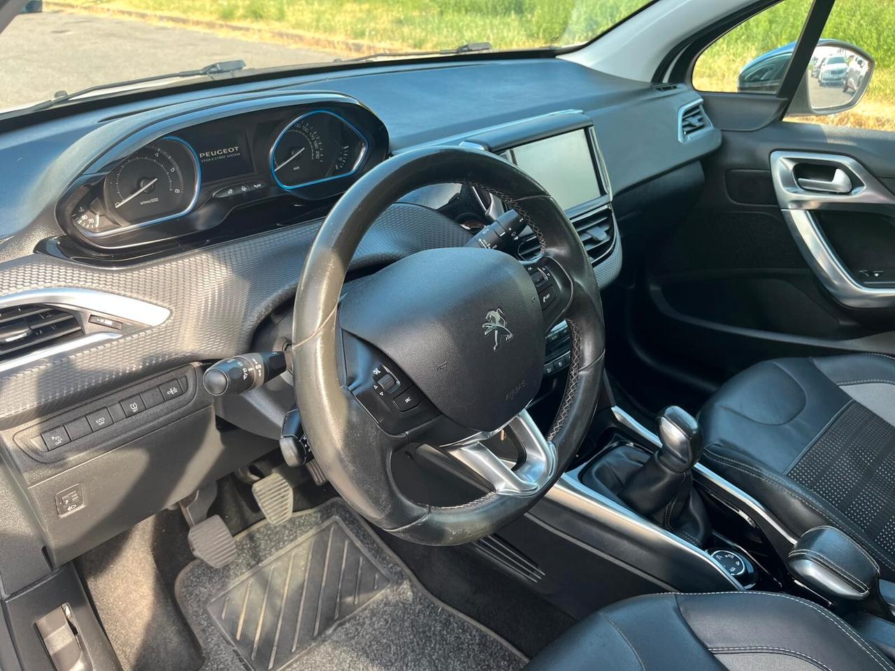 Peugeot 2008 1.6 e-HDi 92 CV **GANCIO TRAINO**