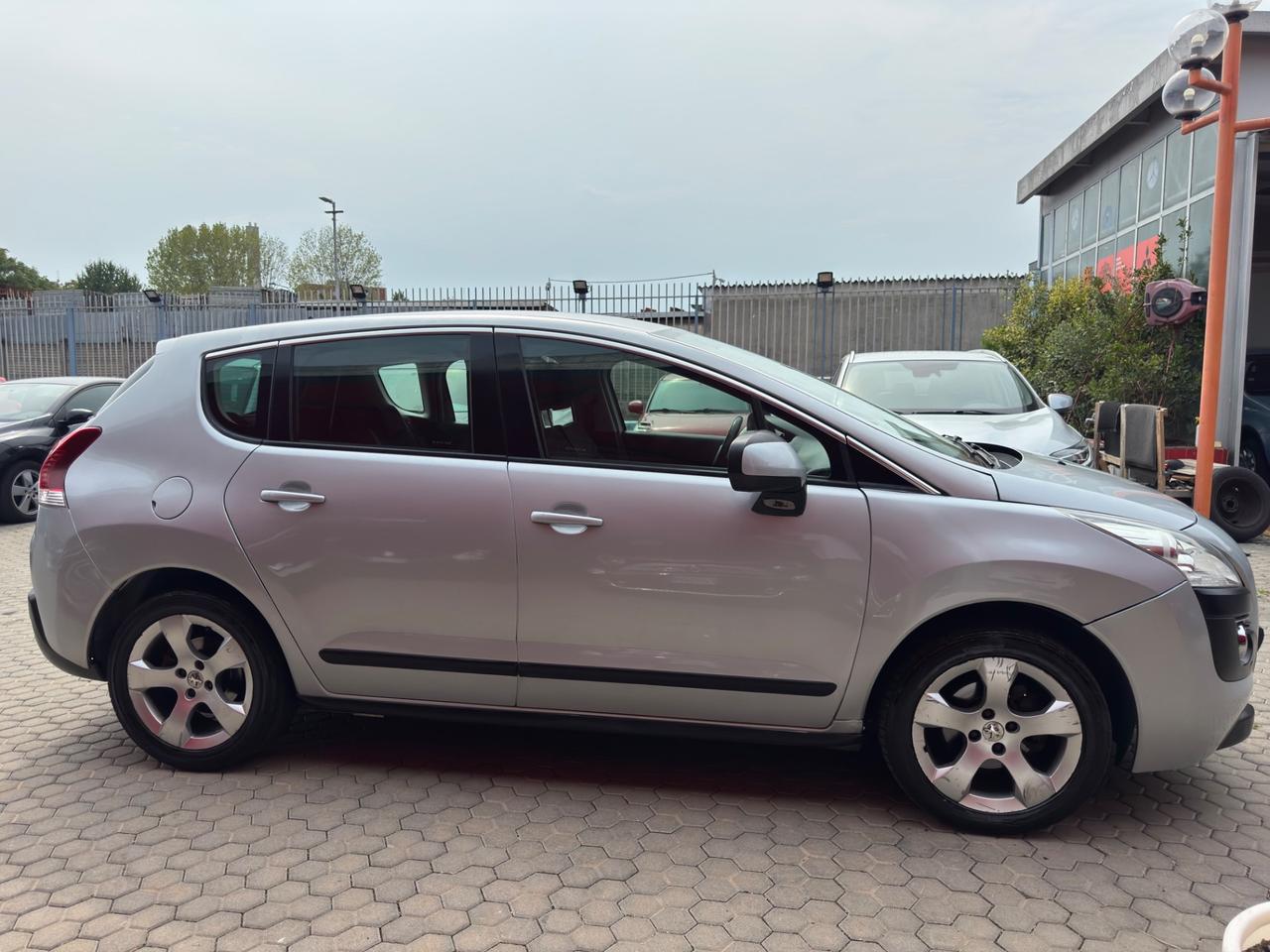 Peugeot 3008 ADATTA A NEOPATENTATI 1.6 VTi 120CV GPL Premium