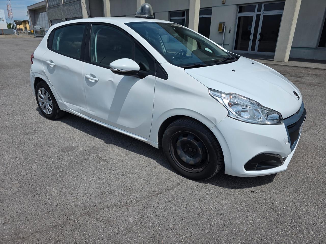Peugeot 208 BlueHDi 75 S&S 5 porte Active