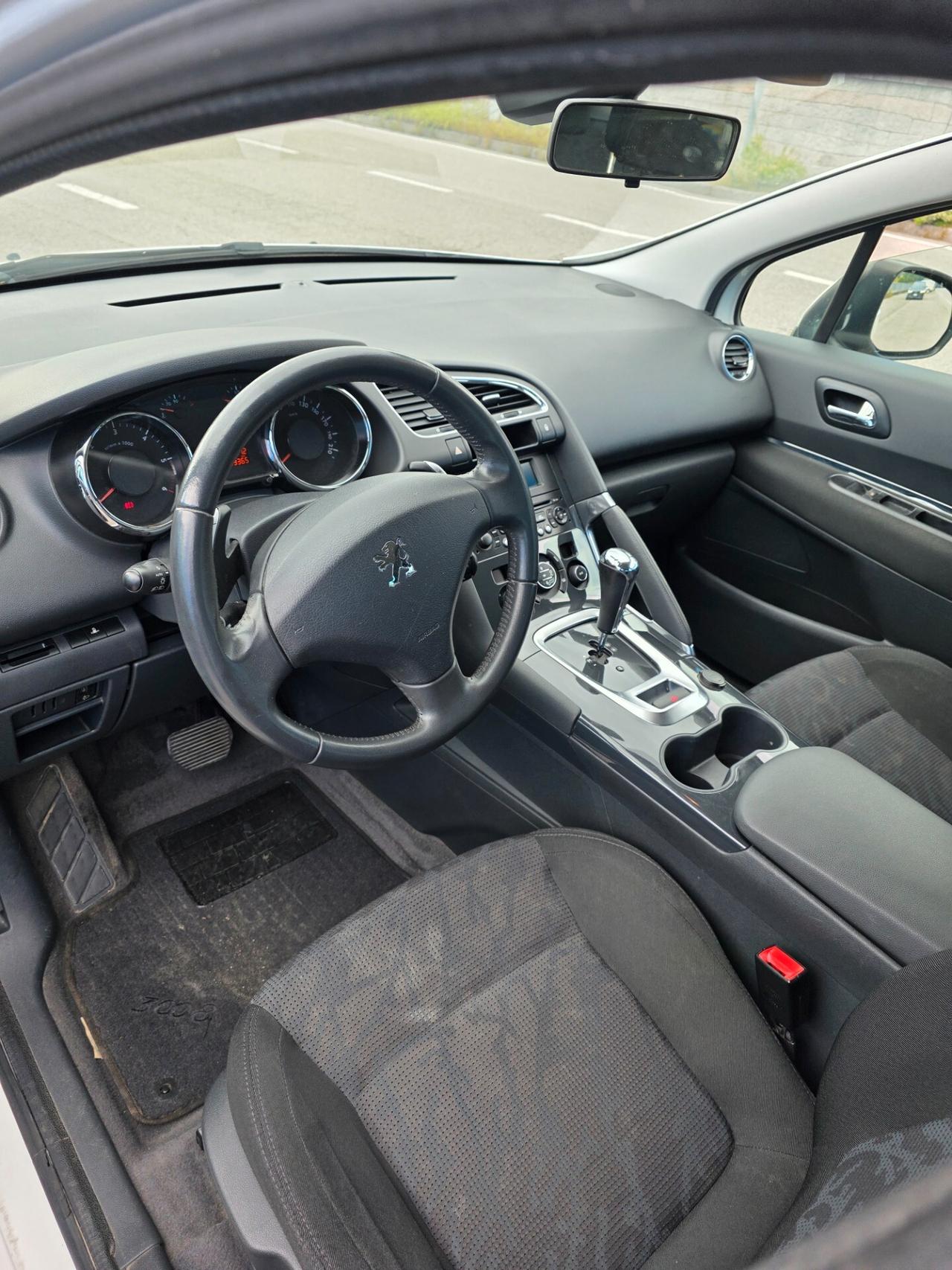 Peugeot 3008 automatico 208mila km 1.6D