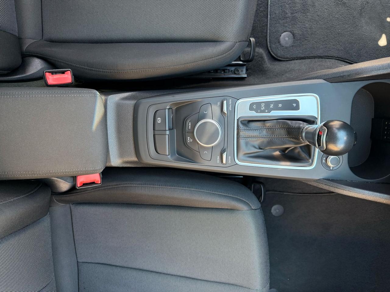 AUDI Q2 1,6 DIESEL CAMBIO AUTOMATICO