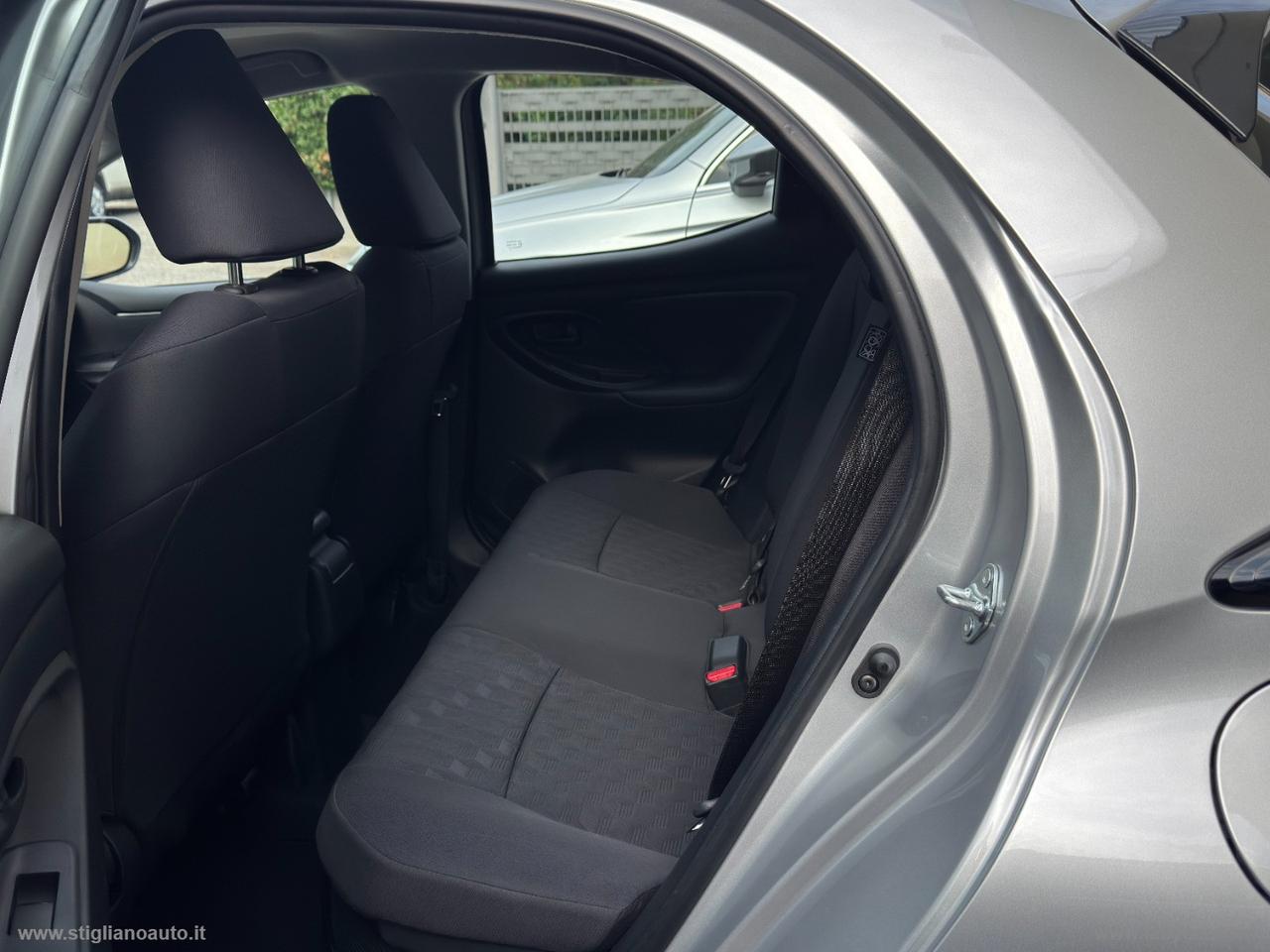 TOYOTA Yaris 1.5 Hybrid 5p. Business PACK