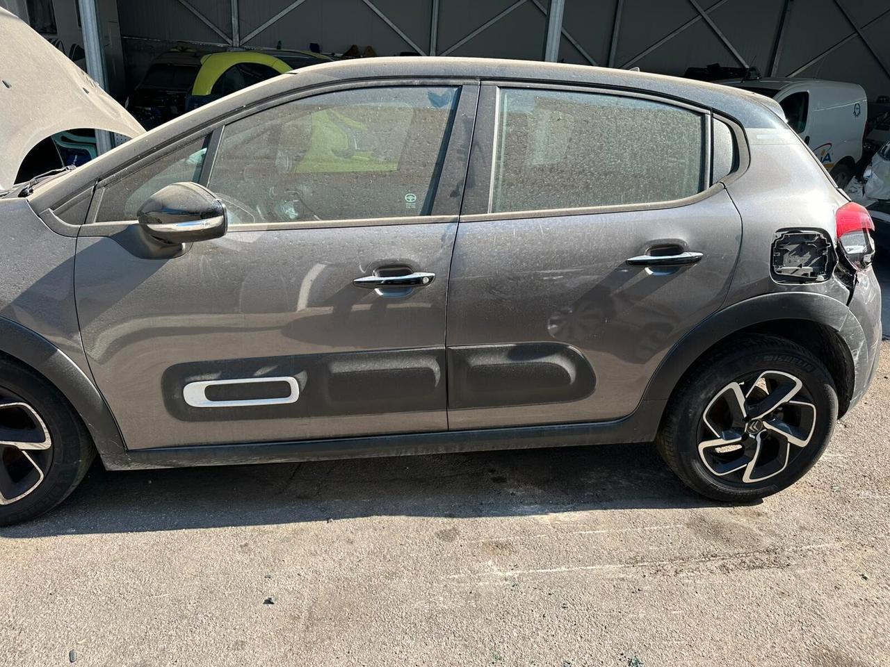 Citroen C3 BlueHDi 100 S&S Shine Pack
