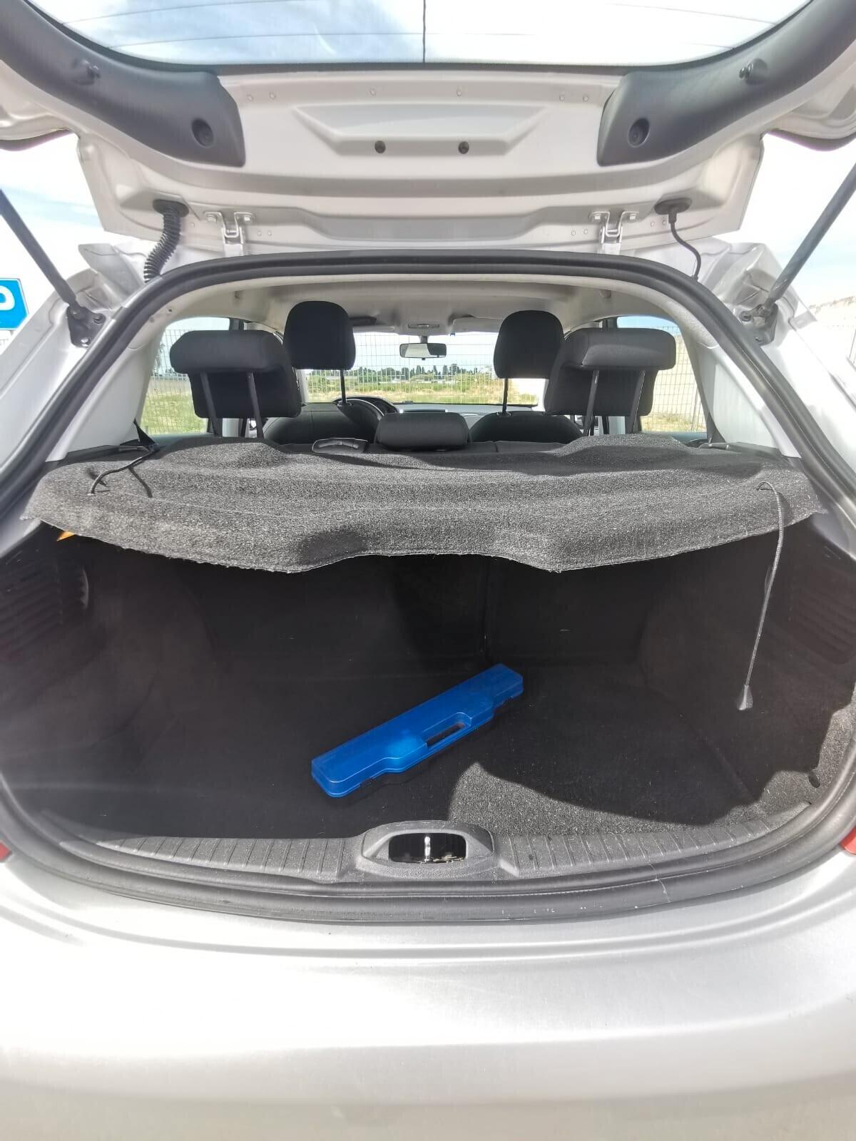 Peugeot 208 1.0 VTi 68 CV 5 porte Active - 2013