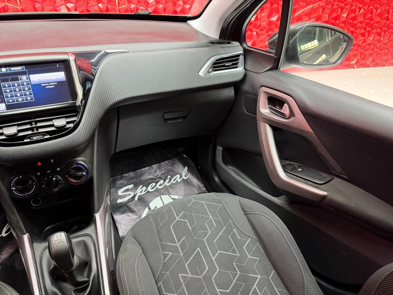 Peugeot 2008 1.6 e-HDi 92 CV Stop&Start Urban Cross OK NEOPATENTATI