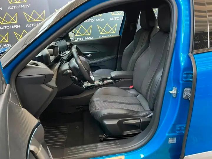 Peugeot 2008 motore elettrico 100kw GT