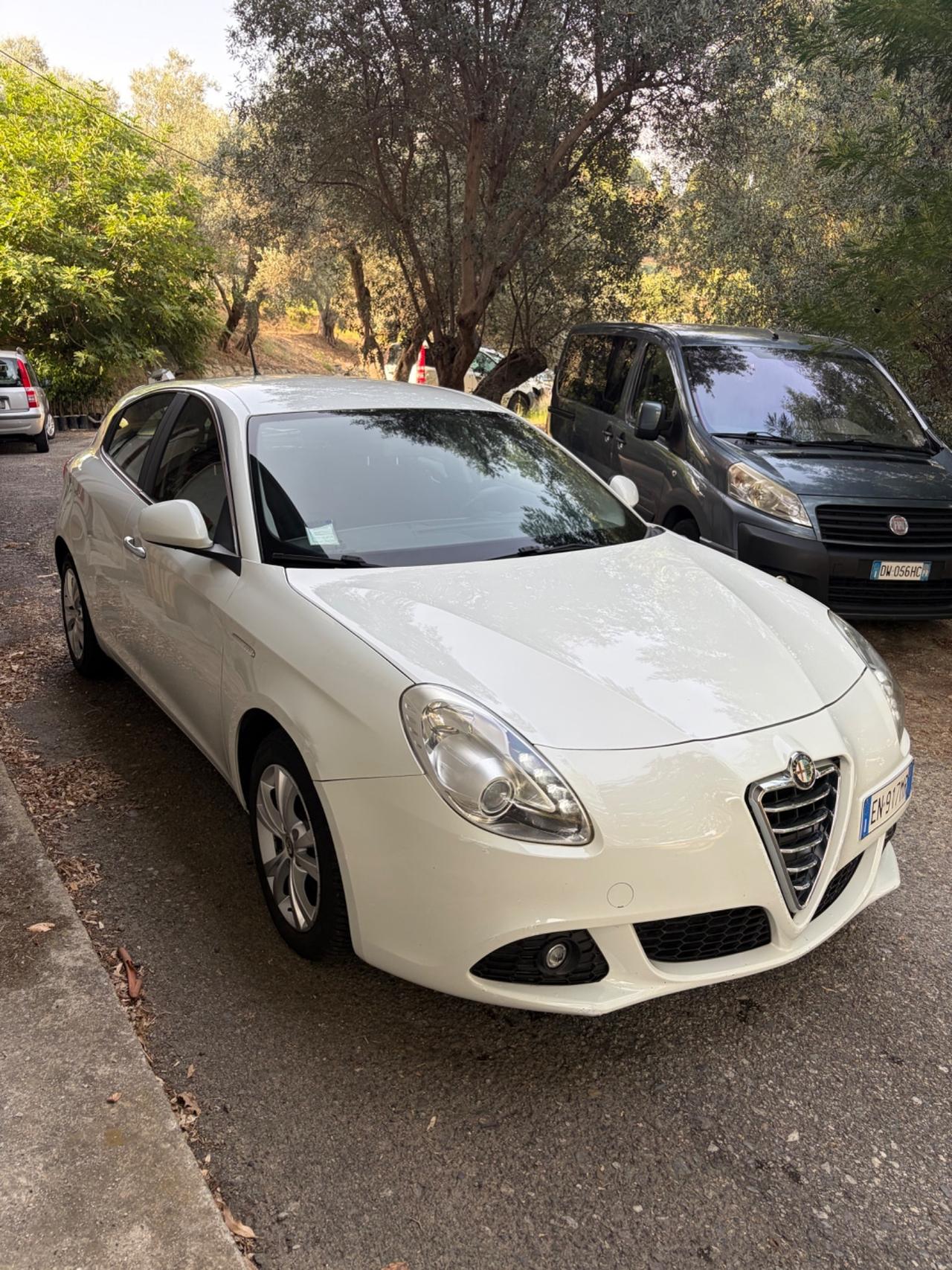 Alfa Romeo Giulietta 1.6 MTJ 105CV POCHI KM 1PROP NORD ITALIA