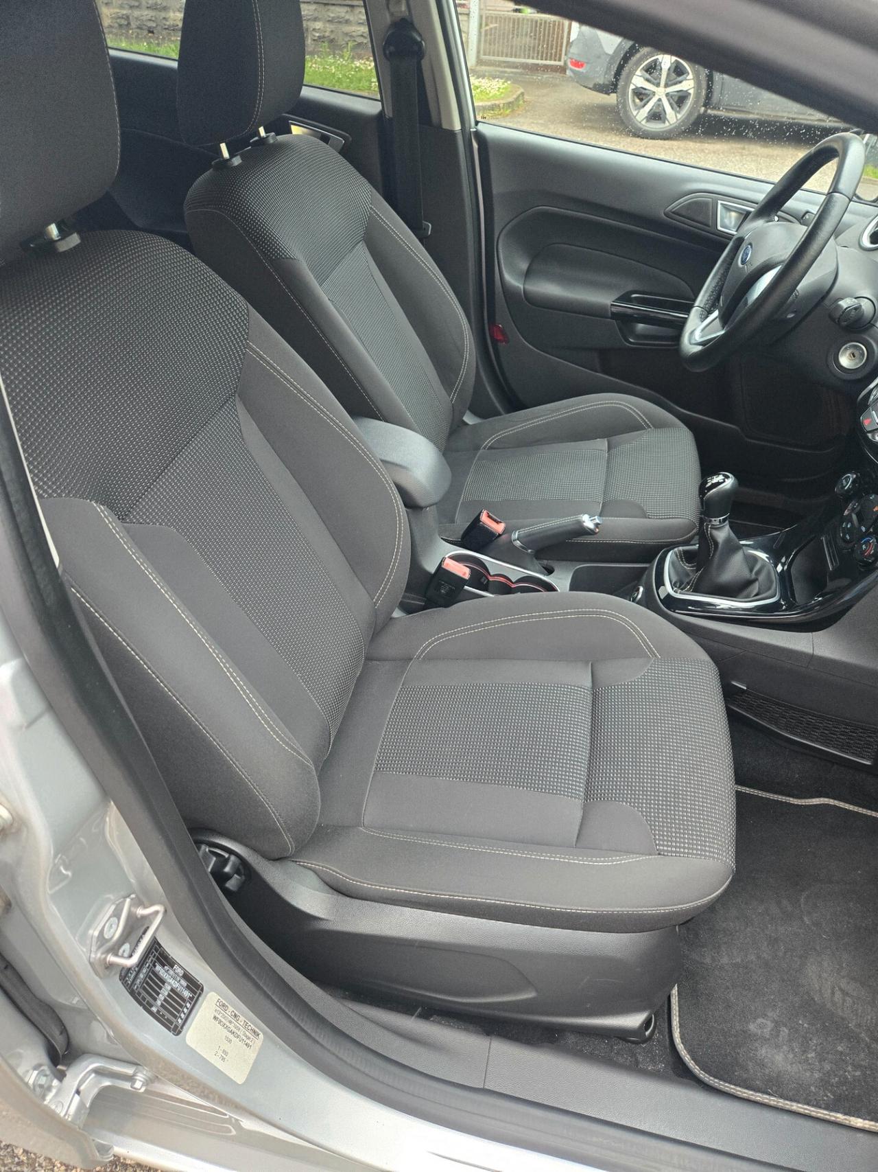 Ford Fiesta 1.4 5p. Bz.- GPL Titanium