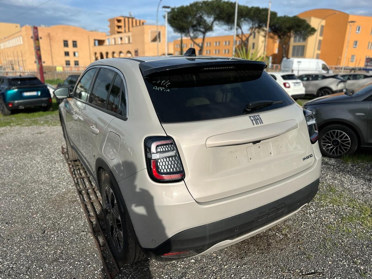 FIAT 600 IV 2023 - 600 1.2 hybrid La Prima II 110cv auto