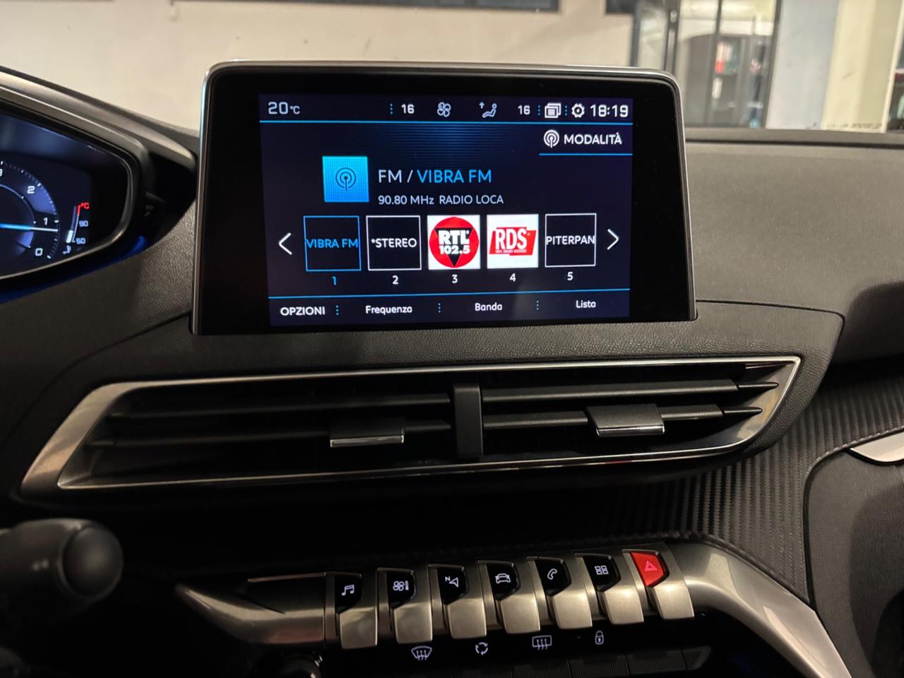 Peugeot 5008 1.6D | 7 POSTI GT-LINE |