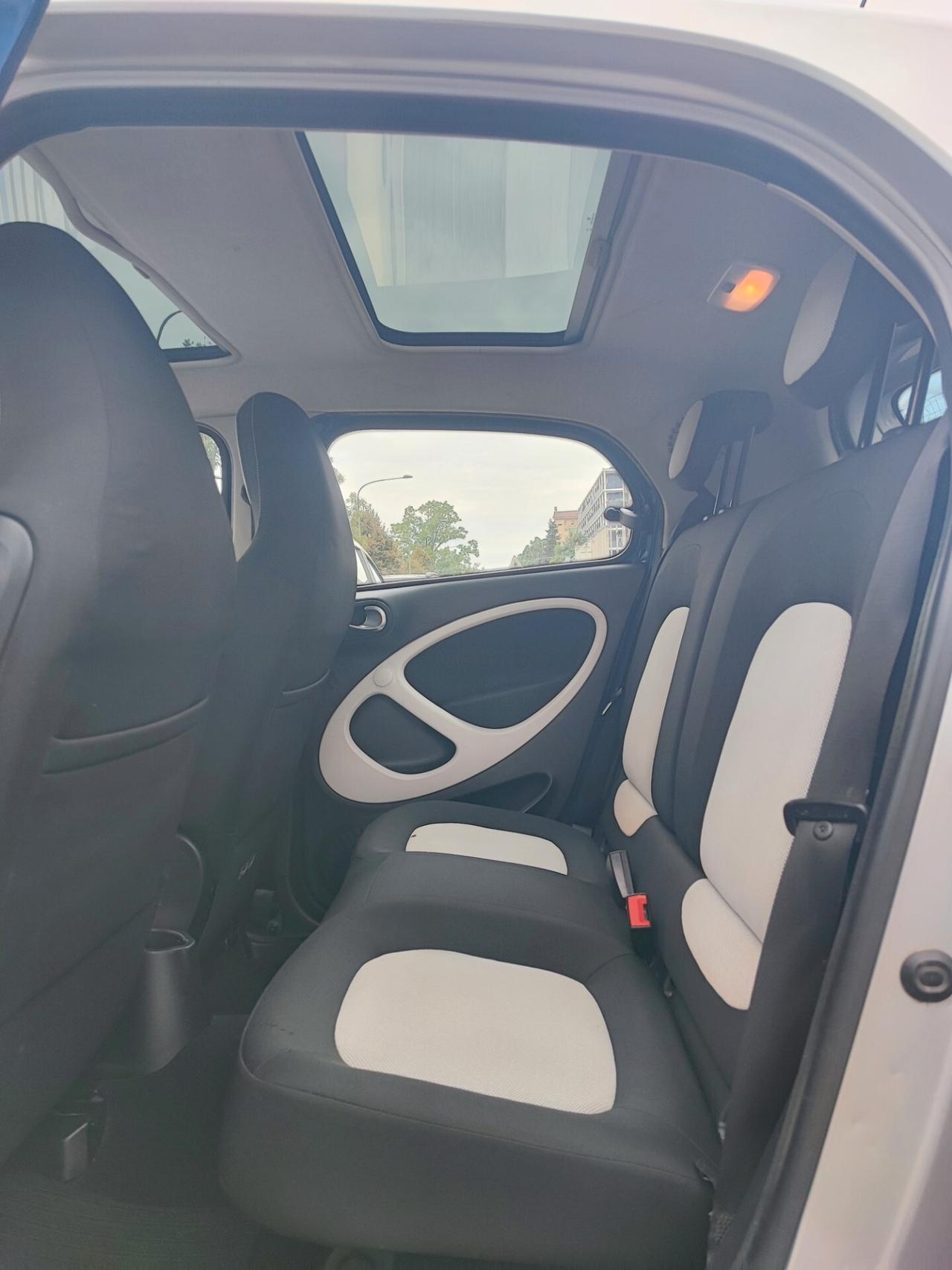 Smart ForFour 70 1.0 Prime