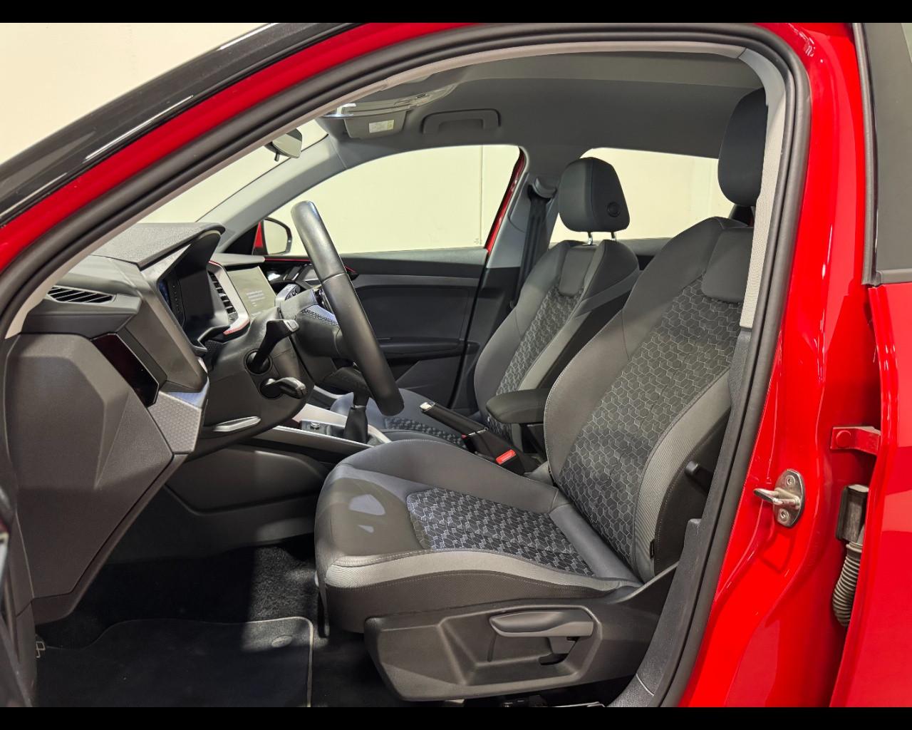 AUDI A1 SPORTBACK 25 TFSI S LINE EDITION