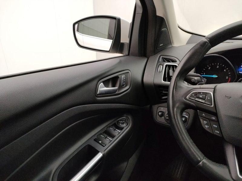 Ford Kuga 1.5 TDCi 120CV Powershift 2WD Titanium Business