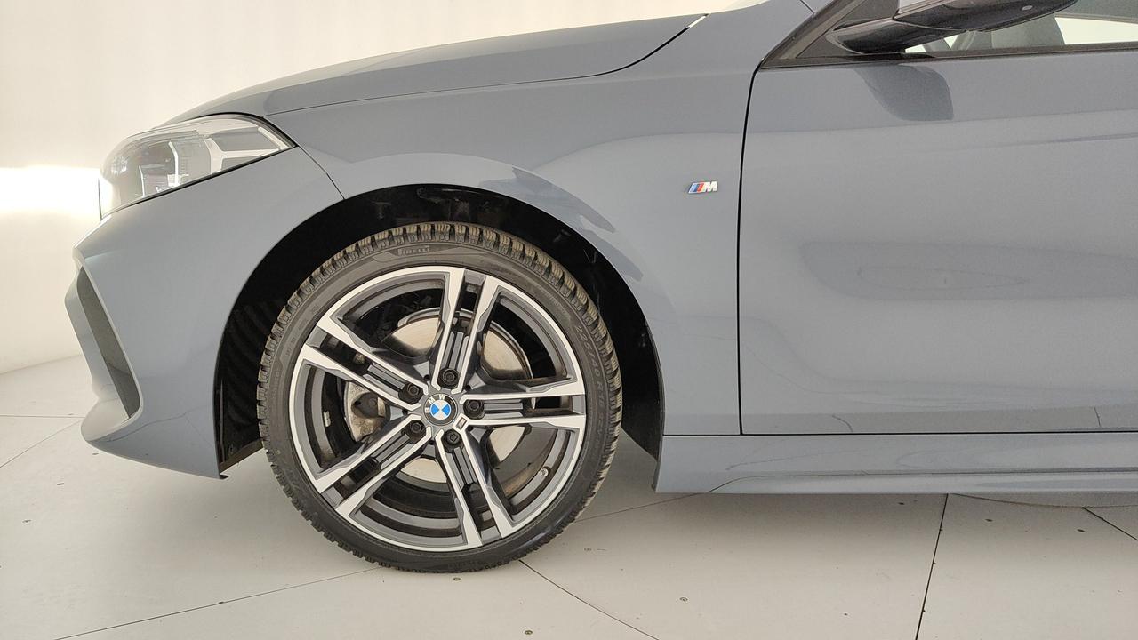 BMW Serie 1 F40 - 116d Msport auto