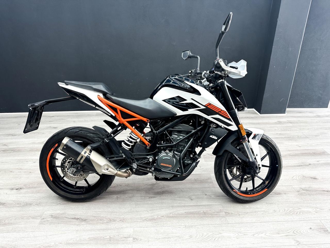 KTM Duke 125 ABS