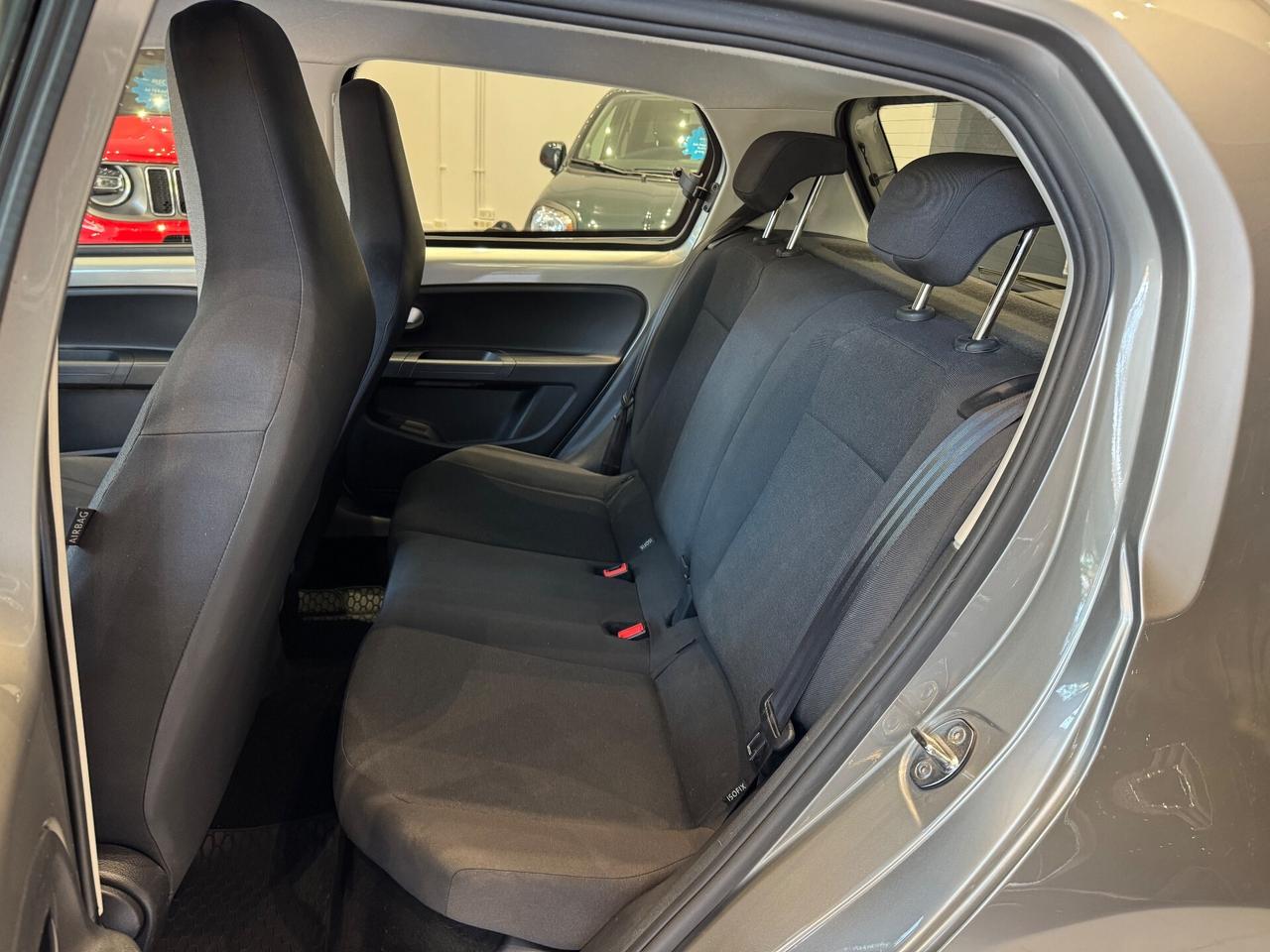 Volkswagen up! 1.0 5p. move “62.000KM”