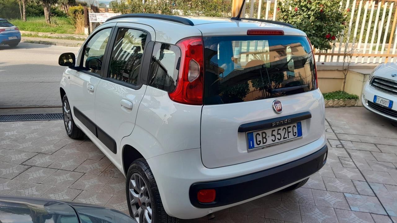 Fiat Panda 0.9 TwinAir Turbo Natural Power Lounge