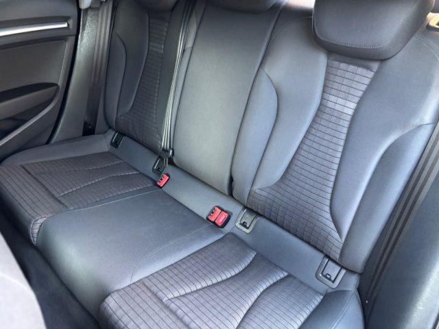 AUDI A3 SPB 30 TDI Sport GANCIO TRAINO