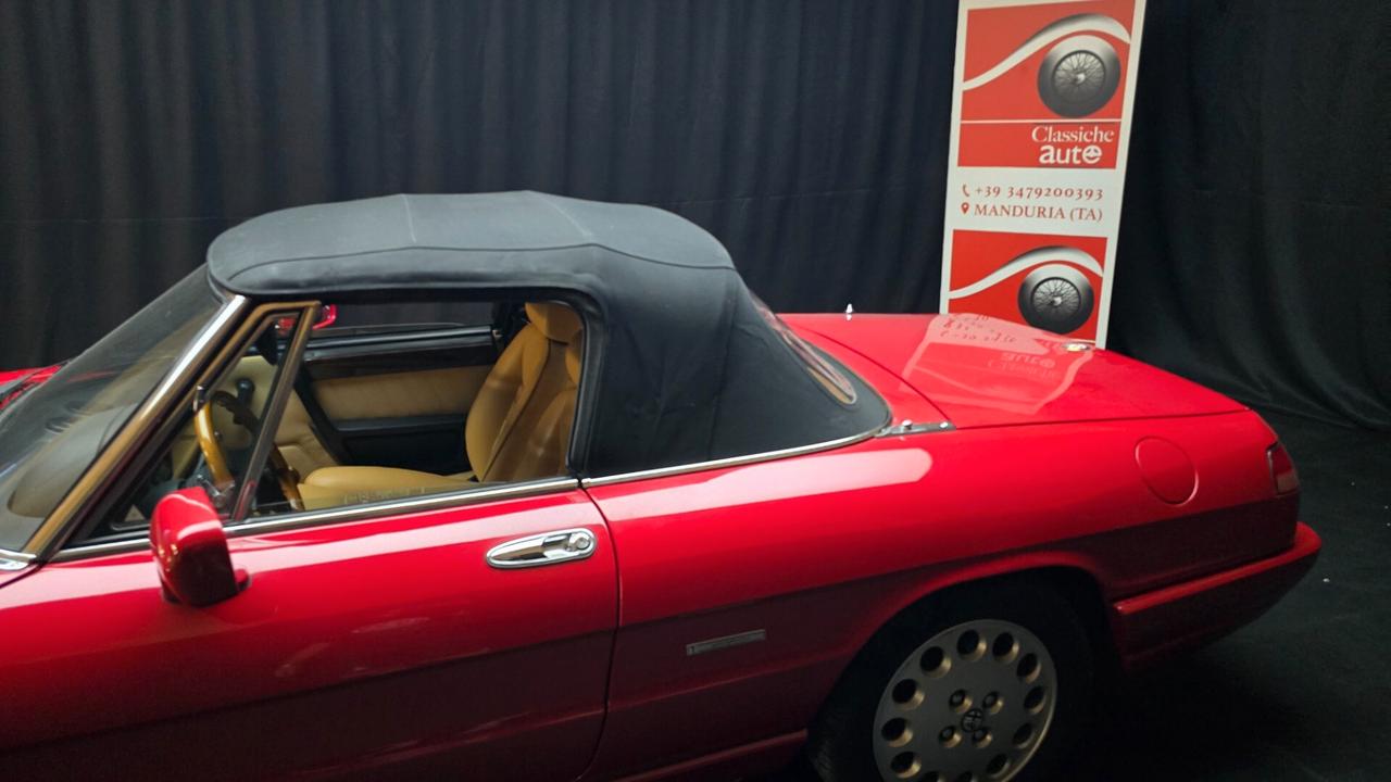 Alfa Romeo Spider 2.0i