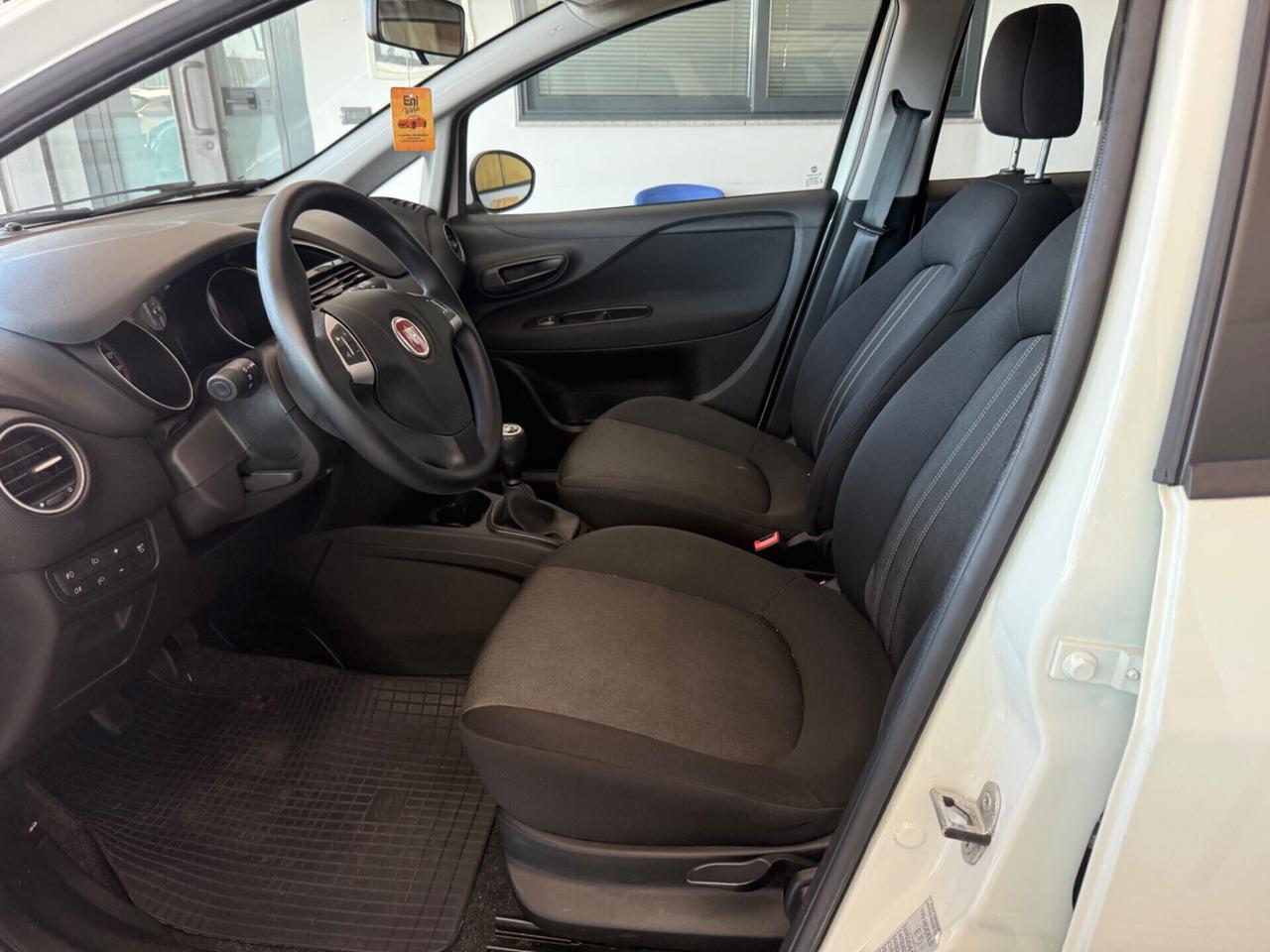 Fiat Punto 1.3 MJT II 75 CV 5 porte Street N1 AUTICARRO