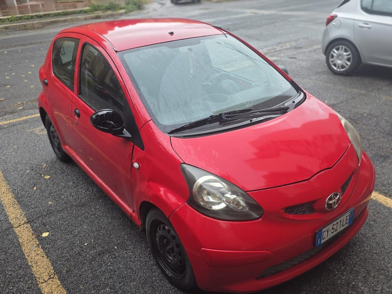 Toyota Aygo 1.0 12V VVT-i 5 porte neopatentati