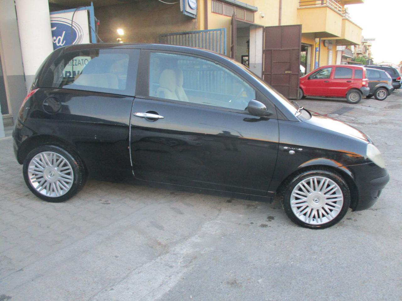 LANCIA Ypsilon 1.3 Multijet 16V Argento
