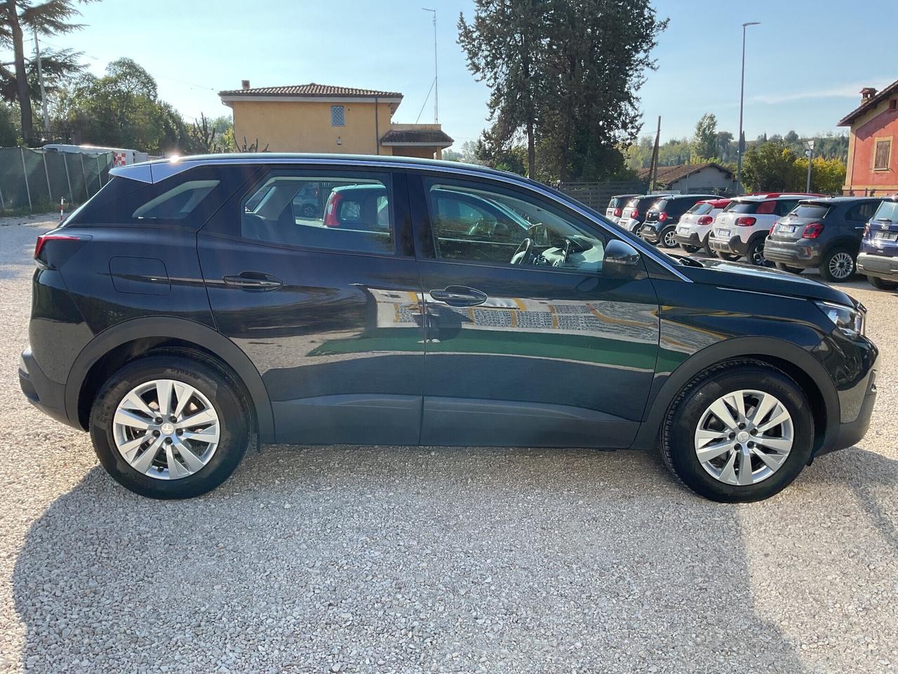 Peugeot 3008 BlueHDi 130 S&S EAT8 Business