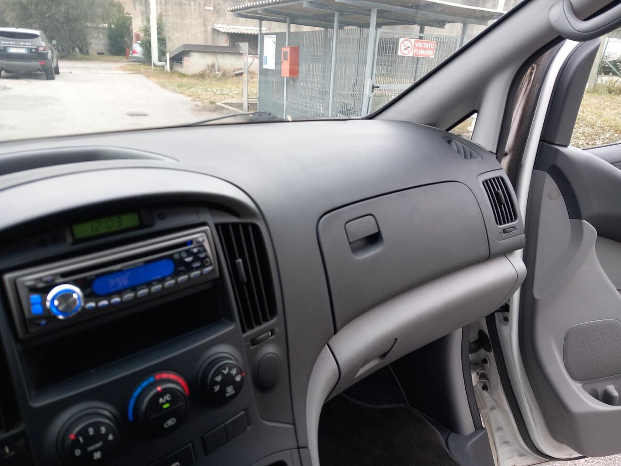 Hyundai H-1 2.5 CRDi Van 6 p.ti Style